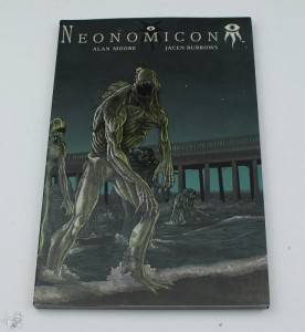 Neonomicon : (Softcover)