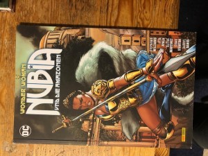 Wonder Woman: Nubia und die Amazonen 