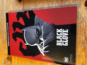 Batman Graphic Novel Collection 79: Black Glove