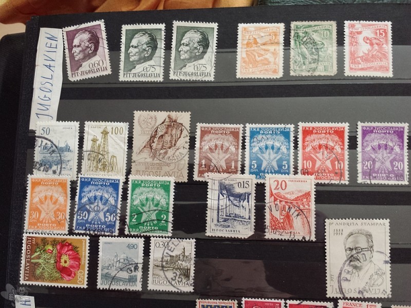 Jugoslawien 22 verschiedene Briefmarken - Jugoslavija
